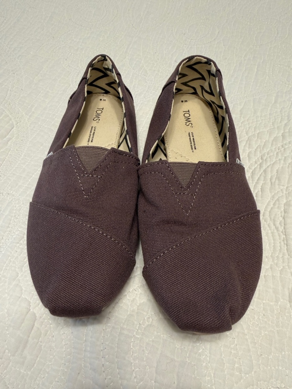 TOMS women’s Plum Canvas Slip-On Loafers